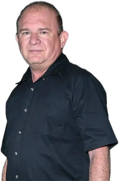 Francisco J. Garcia corredor inmobiliario, vendedor de bienes raices en San Antonio que habla español